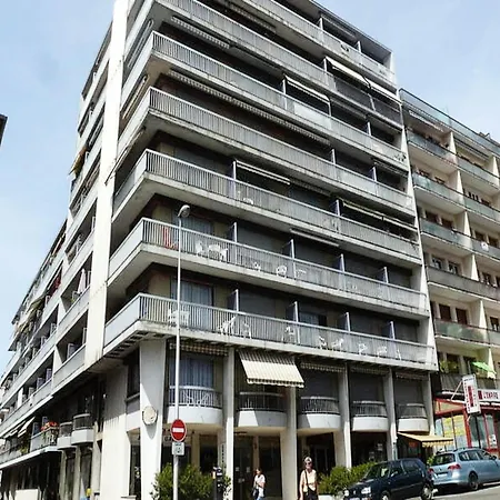 For 2 People Apartment Aix-les-Bains